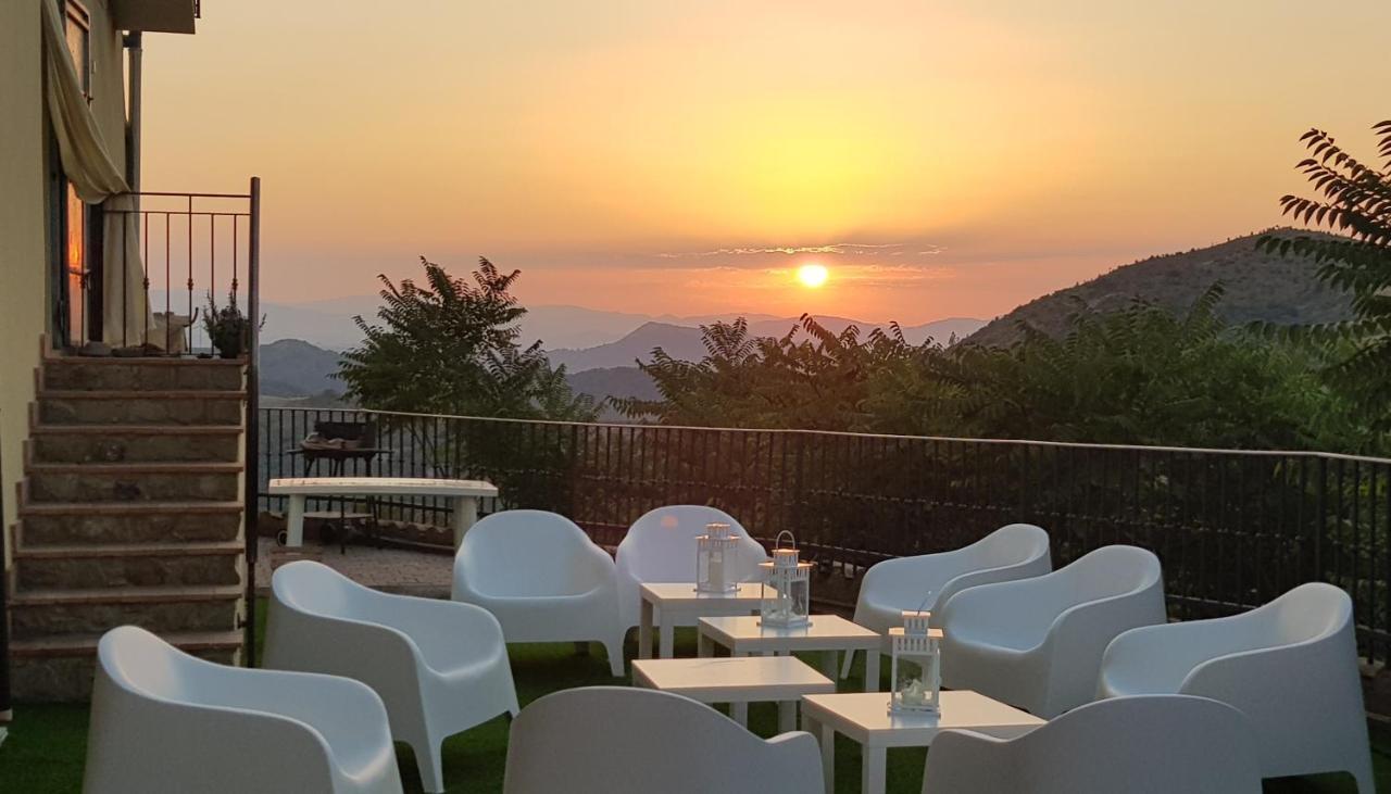B&B San Nicodemo Ciro Bagian luar foto