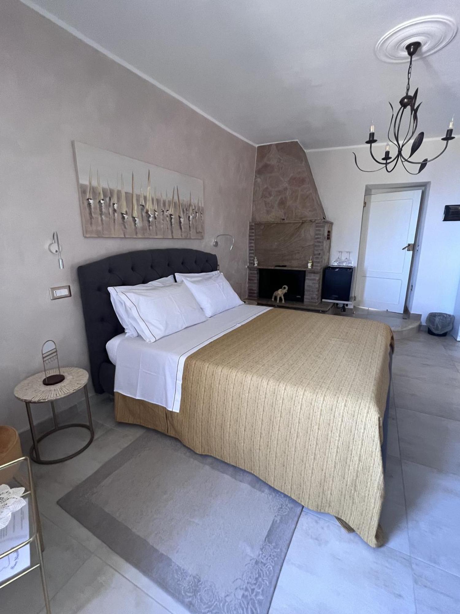 B&B San Nicodemo Ciro Bagian luar foto